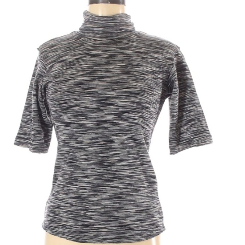 Free People Gray Turltleneck 3/4 sleeve top size medium